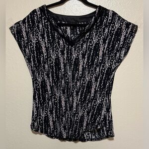 Midnight Short Sleeve Black & Gray Top | Shirt